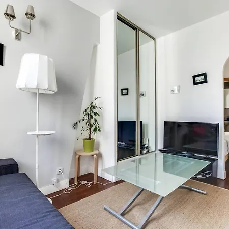 Апартаменты Guestready - Cozy In Montmarte